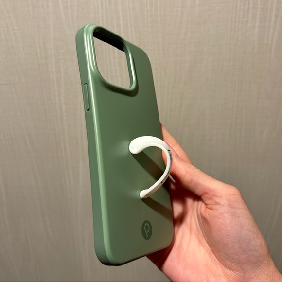 Sage Green Loopy (Righty) for 14 Pro Max - Picture 3 of 5